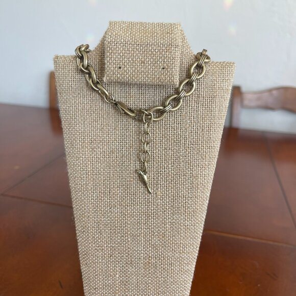 Gardenia Convertible Statement Necklace - Picture 12 of 16